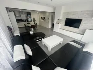 Hani's grosse Wohnung mit Garten - Flums