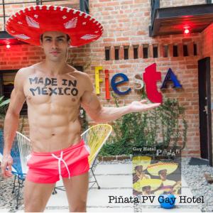 Piñata PV Gay Hotel