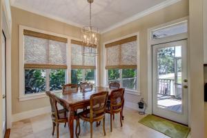 1016 San Fernando Street