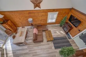 Retrievers Retreat High Tech Log Cabin Oasis - Capon Bridge