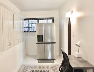 Serene Getaway-Newly renovated spacious 2 beds 2 baths