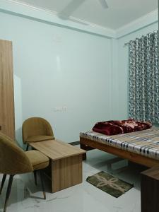 Om Nivas Holy Vibes Stay