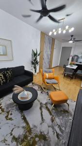 SplashMania homestay Gamuda Cove