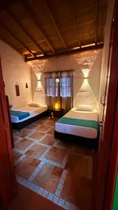 Casa & cabaña campestre equipadas, 13 personas, familias