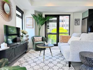 Prime CBD Location-Walk to Spark Arena & Britomart
