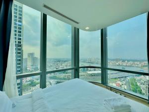 LUXURY Apartment LANDMARK 5 Stars-River view-2BR2WC-An Home-Stay in the top of Vietnam