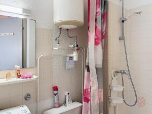 Appartements Joli F2 avec balcon, animaux acceptes - FR-1-451-216 : photos des chambres