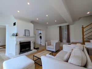 Maison moderne avec piscine sécurisée à La Vernelle - FR-1-591-721