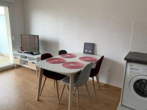 Appartement moderne proche plage pour 4 personnes - FR-1-482-152