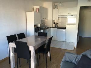 À deux pas de la plage, appartement T2 cabine à Fort-Mahon-Plage avec parking - FR-1-482-151