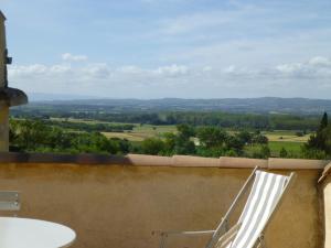 B&B / Chambres d'hotes La Rougeanne : Chambre Familiale - Vue sur Jardin