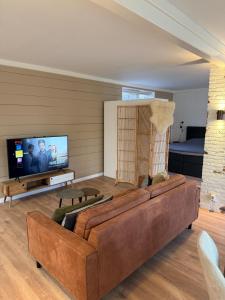 Spacious 70m2 apartment in city centre with lovely terrace