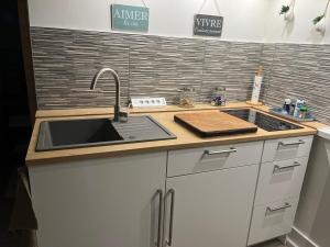 Maisons de vacances Guest House proche Disneyland Paris Piscine ouverte en saison estivale : photos des chambres