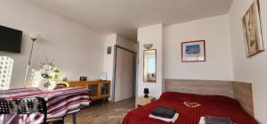 LOCBORDEAUX-FR - Appt proche CHU Bordeaux - WIFI