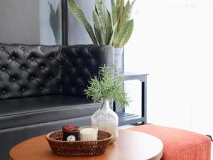 Soho-Style Loft - City Center with 4BR, Wifi and Gameroom