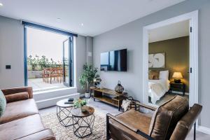 Leeds City Centre 2 Bed Flat - Roof Terrace & Free Parking - 3hvězdičkové hotely ve městě Beeston Hill