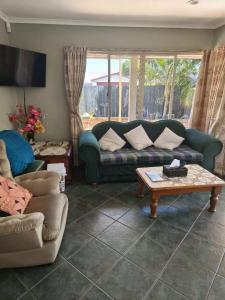 Susans Holiday House