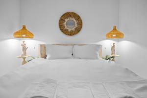 Santorini White Experience