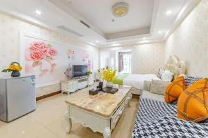 WAIFIDEN Guangzhou HaiZhu Square WanYi Apartment - Гуанчжоу