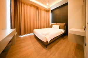 Aqua Pool Villa by VINYX