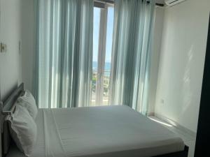 Spectacular Sea View 3 Bedrooms Apartment