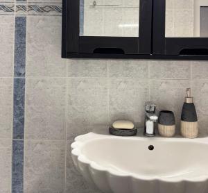 To Kyma Apartment Athens South