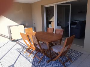 Appartements Superbe T3 proche remparts 2 places de parking : photos des chambres