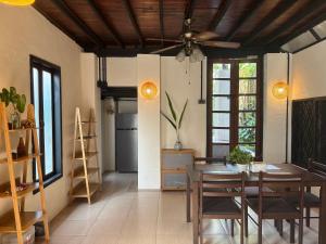 Changmoi Oasis House