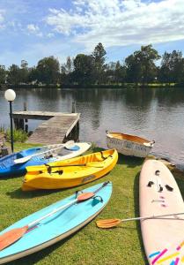 The Anchorage- A waterfront 70’s retreat