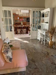 Anatoli Family House