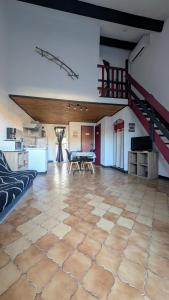 Maisons de vacances Gite la Capelle Roquefort des Corbieres Sigean Narbonne Aude : Maison 2 Chambres