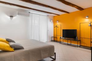 Tra i vicoli di Napoli, La Olivella design e amore