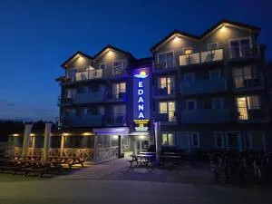 Pensjonat EDANA - 辛安诺泽蒂