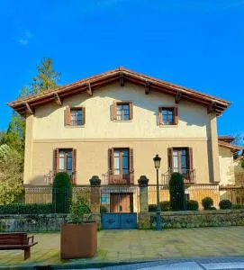 Hotel Konbenio - 格尔尼卡