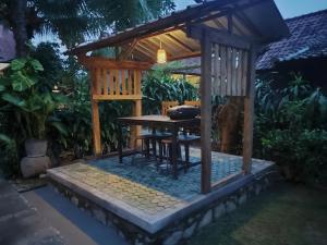 Giri Sari Guest House Pemuteran Bali