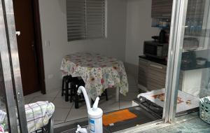 Apto em Itapecerica da Serra margem da rodovia Regis Bittencourt