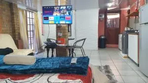 Cozy Home Separate Entry - Matroosfontein