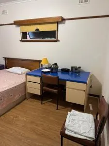 Springvale couple room shared bathroom - Springvale