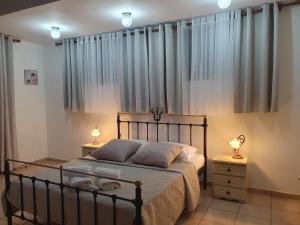 Vila 650 sqm, with Private Pool, 10 bedrooms with ensuite bathrooms & kitchen to each room - Elia Village by Irida Iris Group