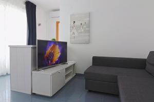 MET Oliva Nova apartment