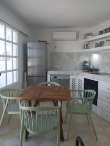 Maison dans lancienne médina, deux terrasses proches de la mer