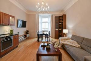 Vinohrady Retreat 2BDR Central