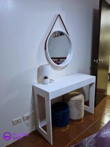 2BR with 2 balconies condo and Pool in Pasig