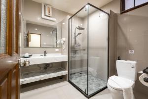 Phuket Leelavadee Hua Ting Resort