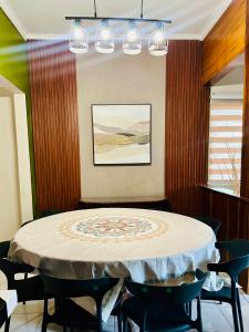 The Alusiman Home - 4 bedroom home