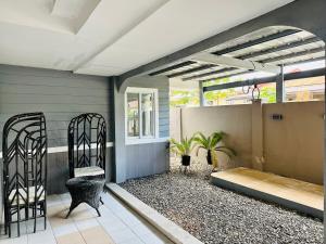 The Alusiman Home - 4 bedroom home