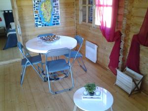 Les Chalets De Lozzi : photos des chambres