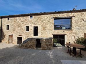Chez Véro chambres dhôtes & Maison en pierre contemporaine