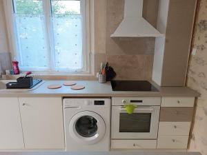 Maisons de vacances Le gite de la Muraille classe 3 Etoiles pour 4 personnes : Maison 2 Chambres