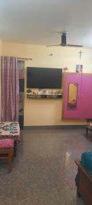Eliza-Moses homestay
